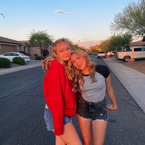 Meet your Posher, Reese